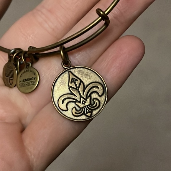 Alex and Ani Faith Bracket - Picture 2 of 4